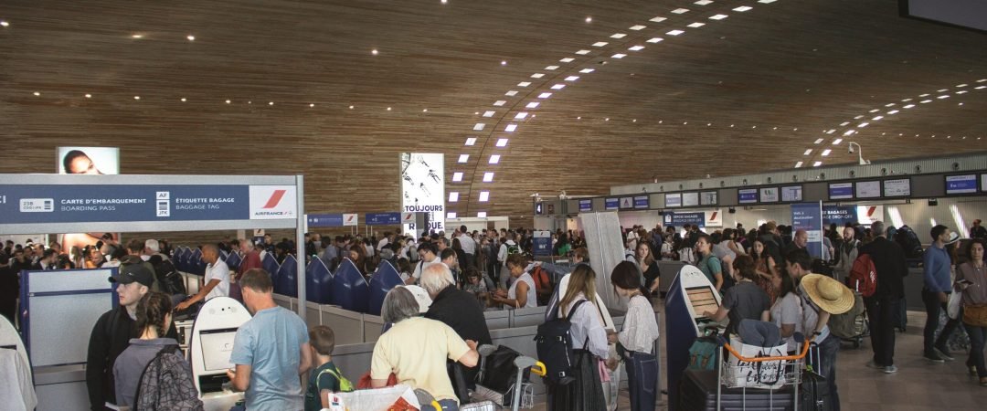 pexels-connor-danylenko-534256-2612113